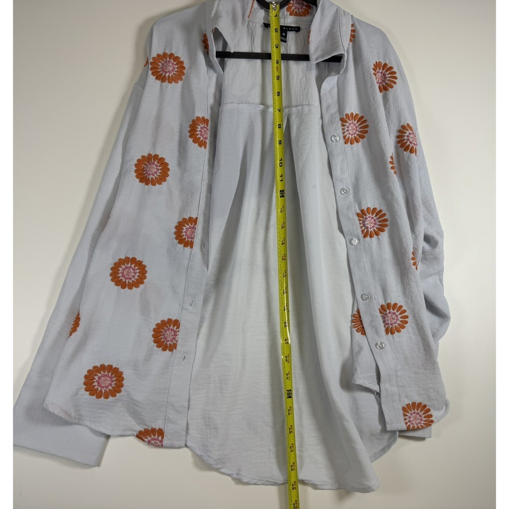 COMO BLACK Women's Light Blue Orange Floral Embroidered‎  Shirt Blouse Size M - Picture 15 of 16